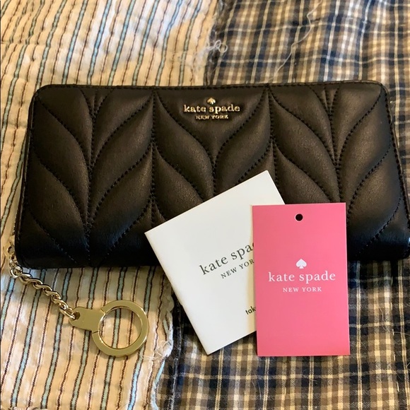 kate spade Handbags - Brand New Kate Spade wallet